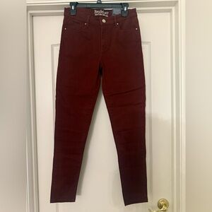 Resfeber Women’s Skinny Jeans Burgundy Size 10 NWT!